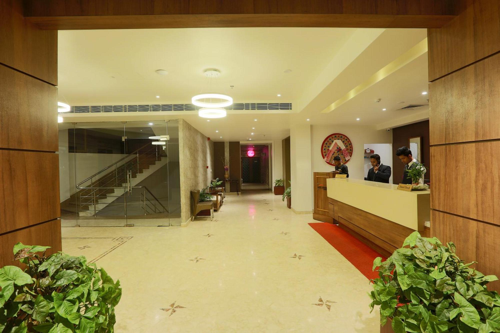 Hotel Hotel Lemon Wood By West End Delhi Airport