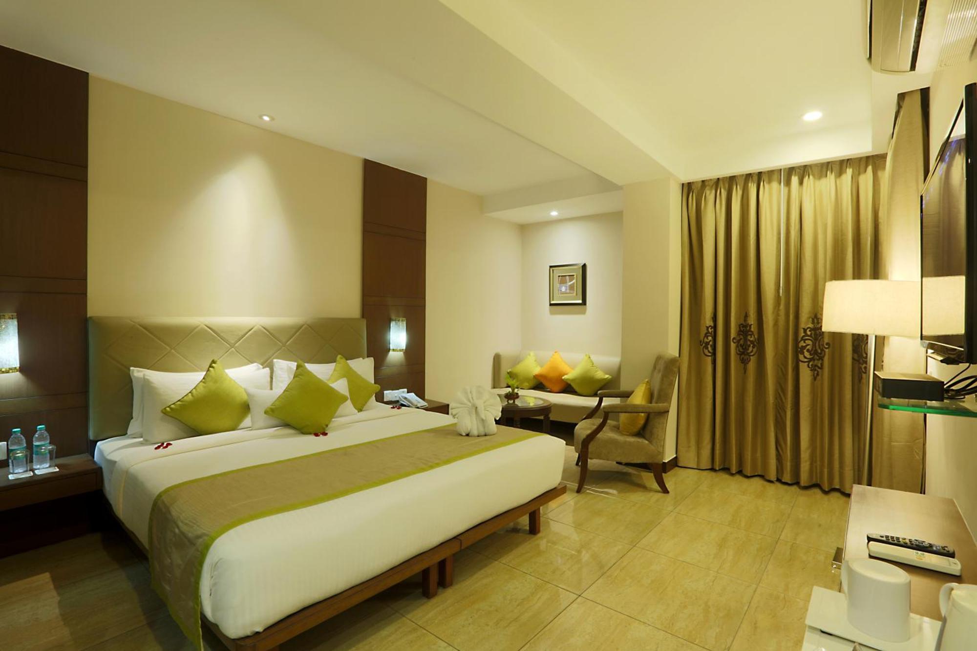 Hotel Lemon Wood By West End Delhi Airport New Delhi