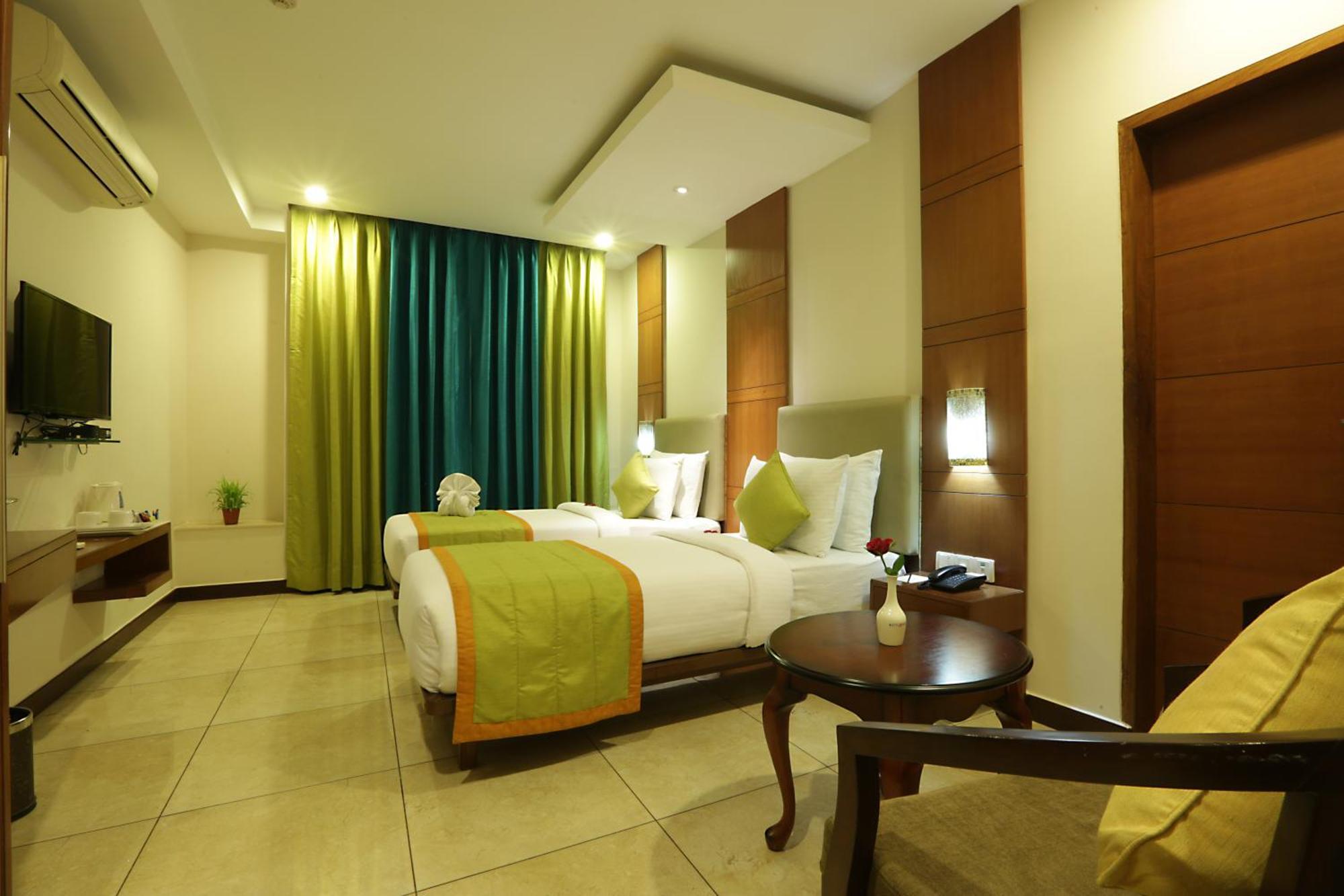 Hotel Lemon Wood By West End Delhi Airport New Delhi