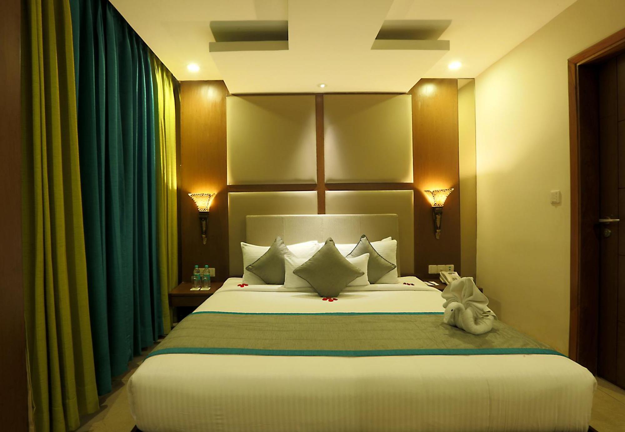 Hotel Lemon Wood By West End Delhi Airport 3* New Delhi