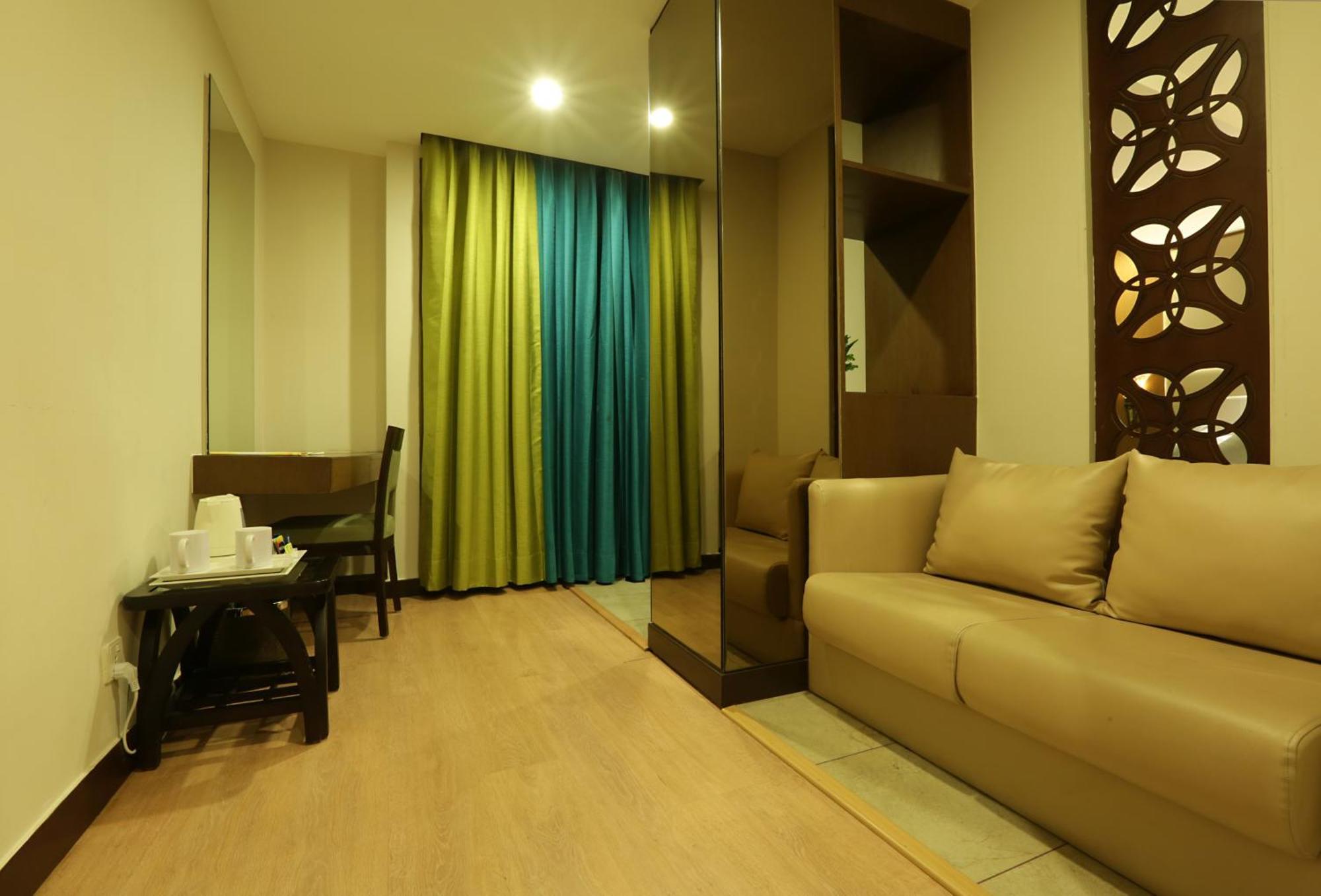 Hotel Hotel Lemon Wood By West End Delhi Airport