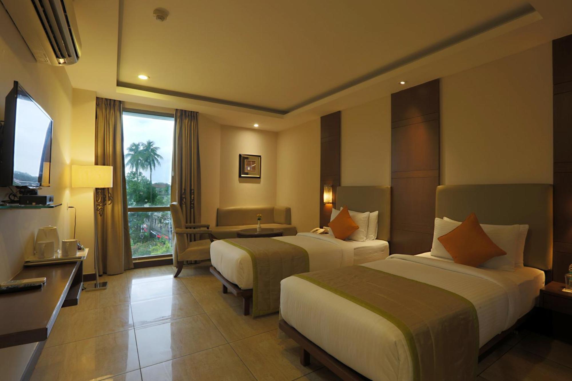 Hotel Lemon Wood By West End Delhi Airport 3* New Delhi