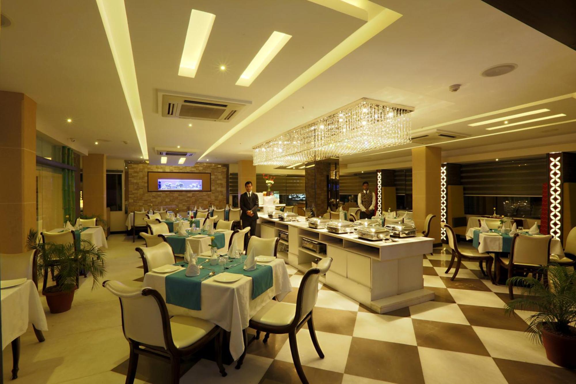 Hotel Lemon Wood By West End Delhi Airport Hotel New Delhi