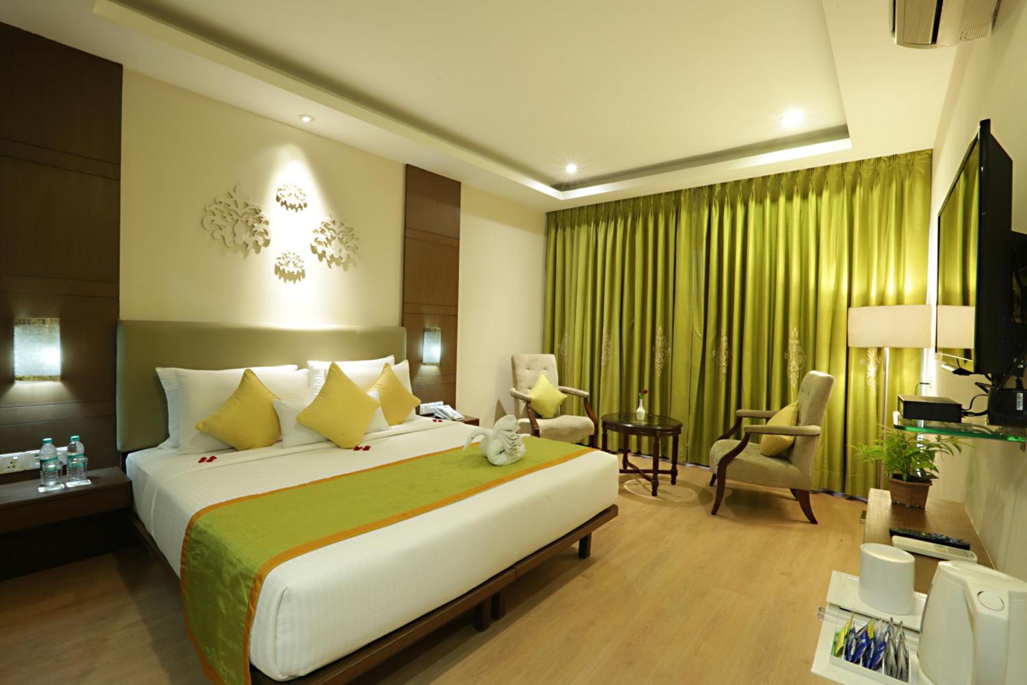 Hotel Lemon Wood By West End Delhi Airport 3* New Delhi